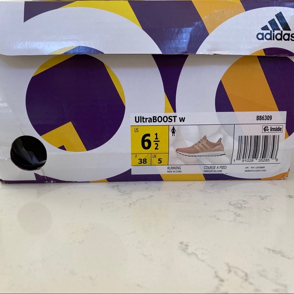 Adidas Ultraboost - Picture 2 of 3